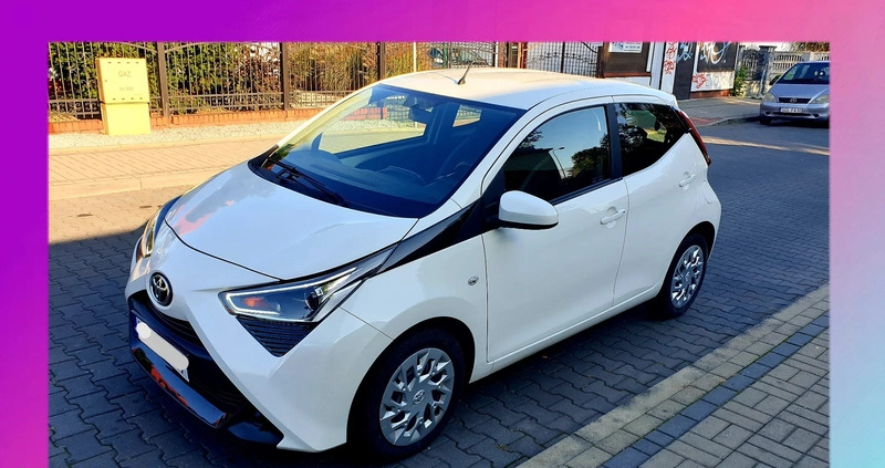 Toyota Aygo cena 47999 przebieg: 53000, rok produkcji 2021 z Knurów małe 92